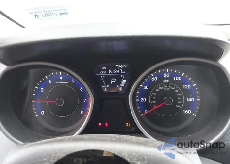 2011 Hyundai Elantra Gls (Ulsan Plant) z USA, uszkodzony, nr VIN KMHDH4AE9BU095953